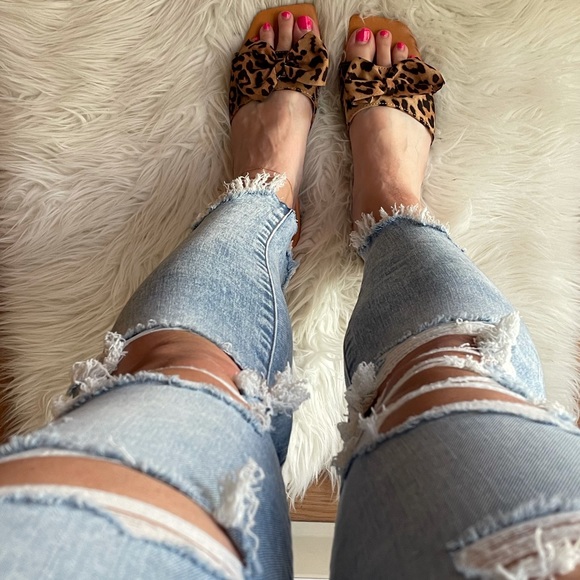Leopard Bow Square Toe Slide Sandals - Picture 11 of 16